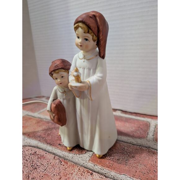 Vintage Porcelain Lighted Figurine Two Children in Nightgowns with Candle Japan - Picture 6 of 8